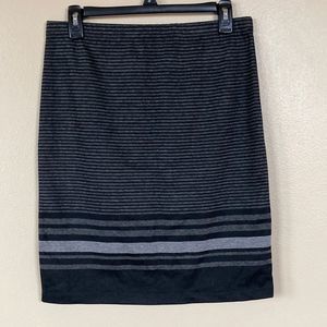Max Studio Black & Gray Horizontal Stripe Knit Mini Skirt Size Medium